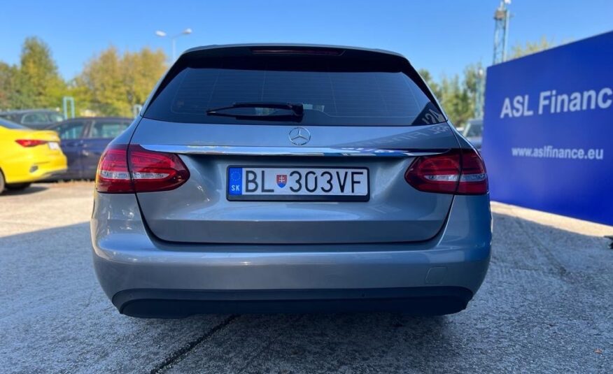 Mercedes-Benz C trieda Kombi 220 d 4matic A/T