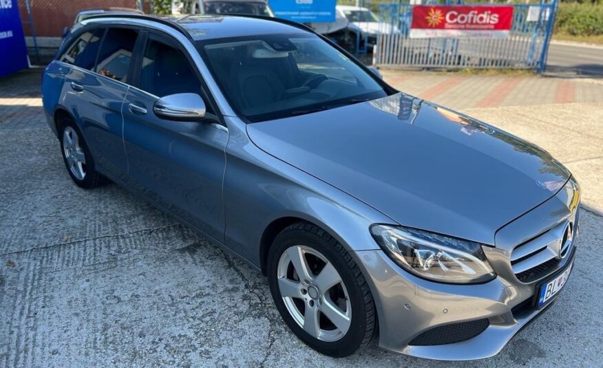 Mercedes-Benz C trieda Kombi 220 d 4matic A/T