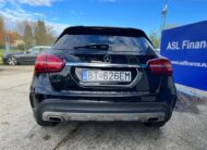 Mercedes-Benz GLA 180 A/T