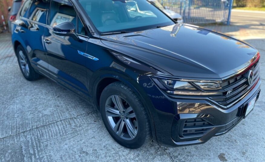 Volkswagen Touareg 3.0 V6 TDI SCR 286k R-Line 4Motion Tiptronic