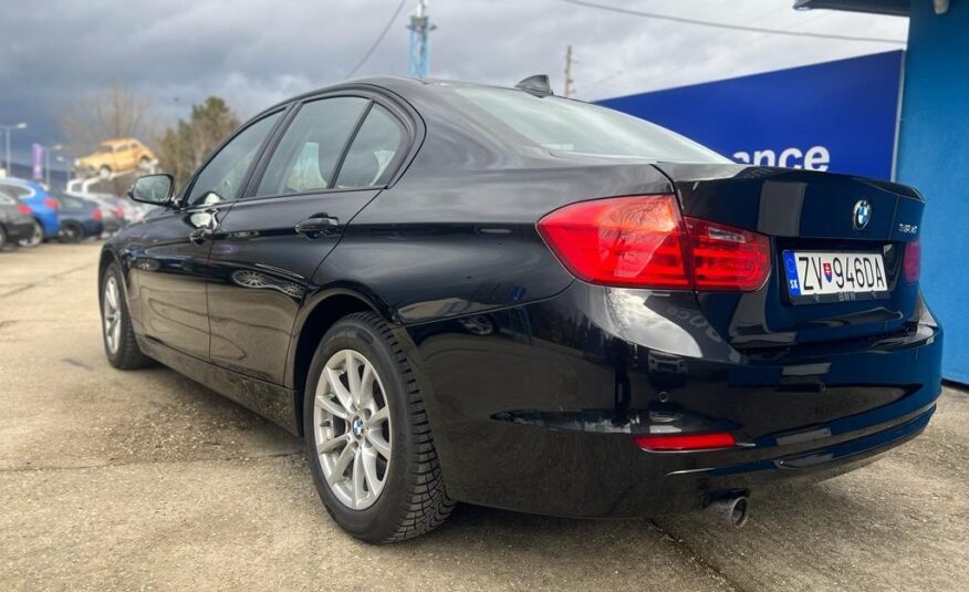 BMW Rad 3 318d A/T