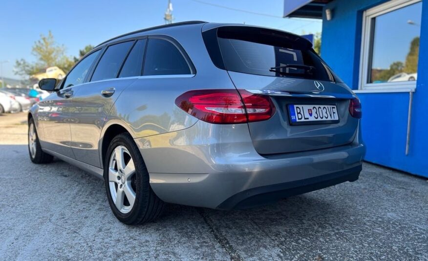 Mercedes-Benz C trieda Kombi 220 d 4matic A/T