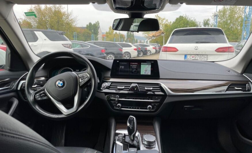 BMW Rad 5 Touring 520d xDrive A/T