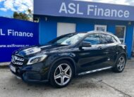 Mercedes-Benz GLA 180 A/T