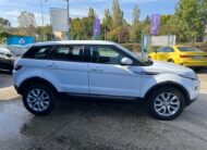 Land Rover Range Rover Evoque 2.2 TD4 PURE A/T