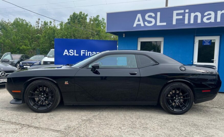 Dodge Challenger Scat SRT 392