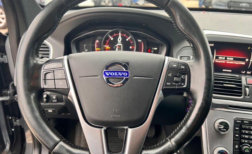 Volvo XC60 D3 2.0L Drive-E Momentum Geartronic