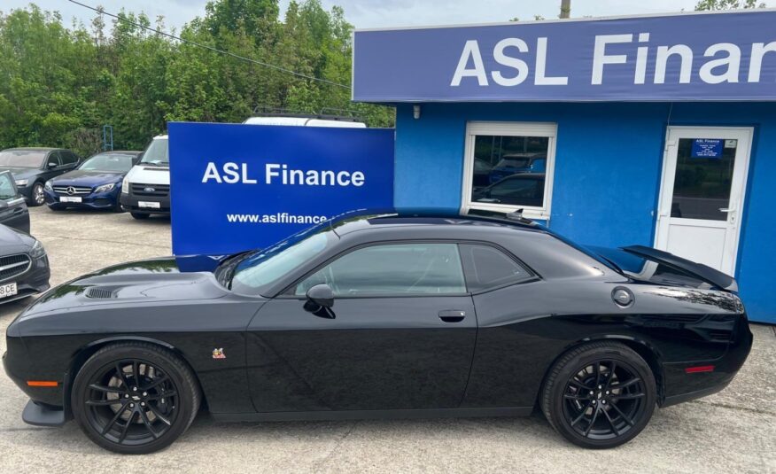 Dodge Challenger Scat SRT 392