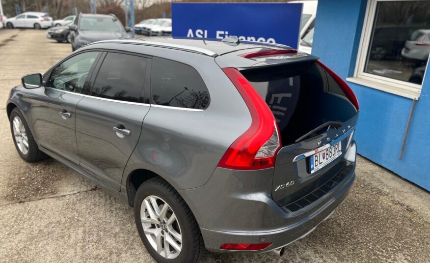 Volvo XC60 D3 2.0L Drive-E Momentum Geartronic