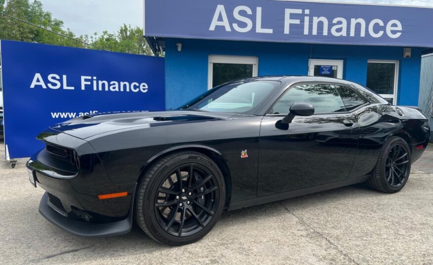 Dodge Challenger Scat SRT 392