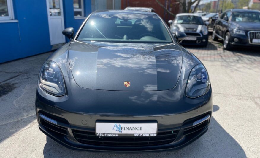 Porsche Panamera 4 E-Hybrid 4×4 A/T