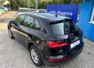 Audi Q5 40 2.0 TDI Basis quattro S tronic