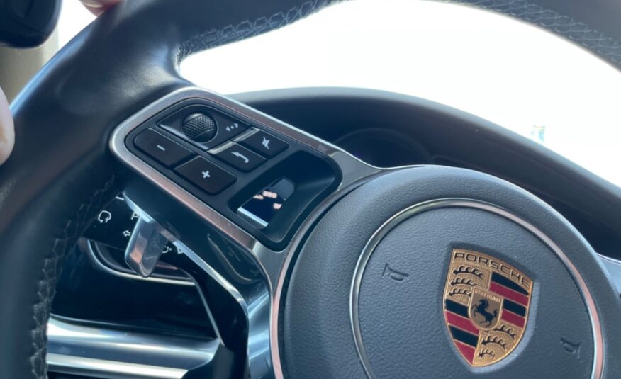Porsche Panamera 4 E-Hybrid 4×4 A/T