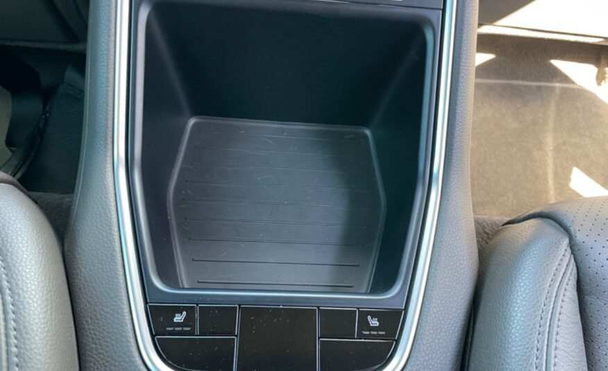 Porsche Panamera 4 E-Hybrid 4×4 A/T