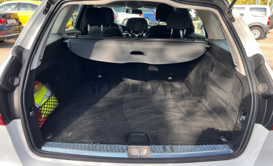 Mercedes-Benz C trieda Kombi 200 d A/T