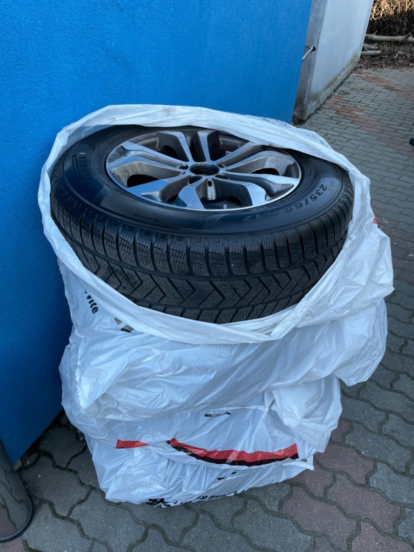 MB GLC Pirelli