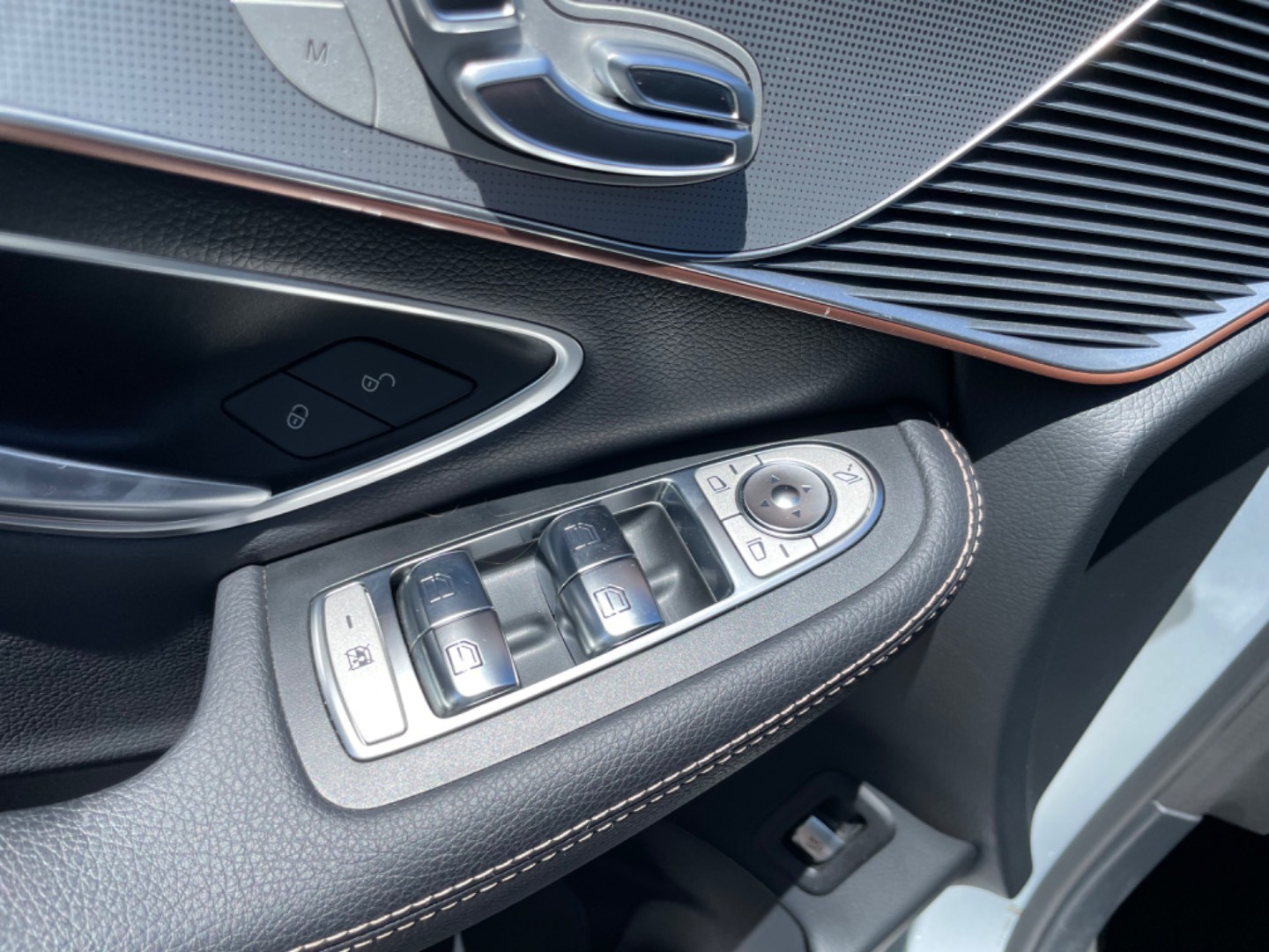 Mercedes-Benz EQC 400 4MATIC