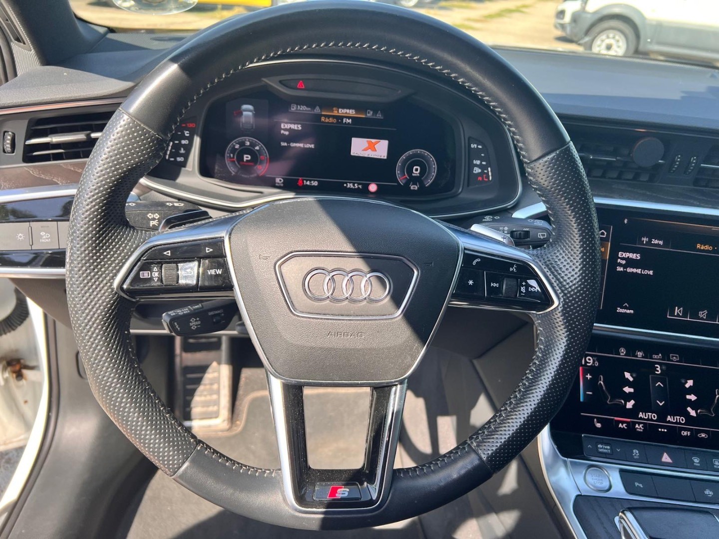 Audi A6 Avant